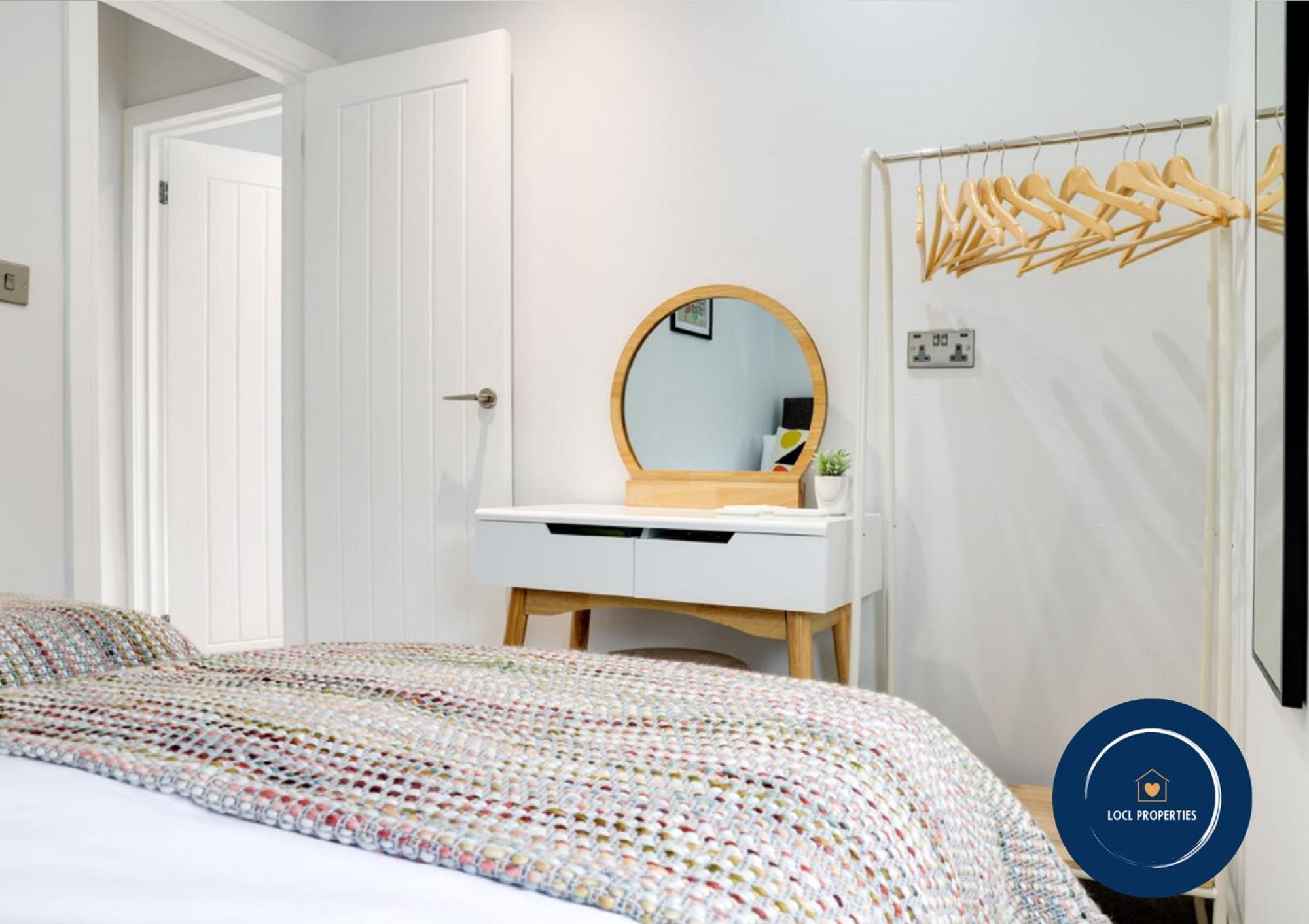 Beam End Snainton - Modern 2-Bedroom Stone Cottage 외부 사진