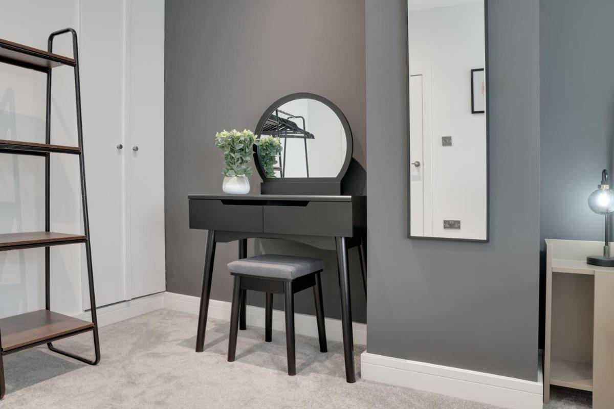 Beam End Snainton - Modern 2-Bedroom Stone Cottage 외부 사진